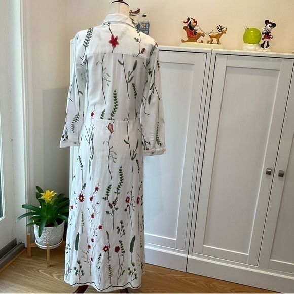 Liliana Garden Floral Long Dress Buttoned Down Size Medium - Picture 5 of 9